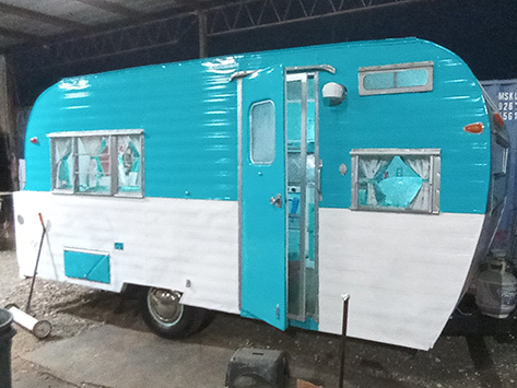 1960s vintage travel trailer exterior